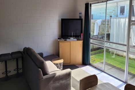 Photo of property in 24 Maire Street, Inglewood, 4330