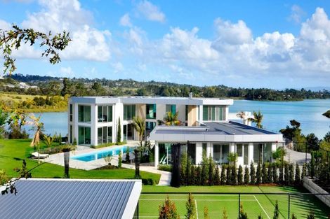 Photo of property in 255 Paremoremo Road, Paremoremo, Auckland, 0632