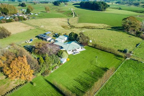 Photo of property in 1564 Cheltenham Hunterville Road, Waituna West, Rewa, 4780