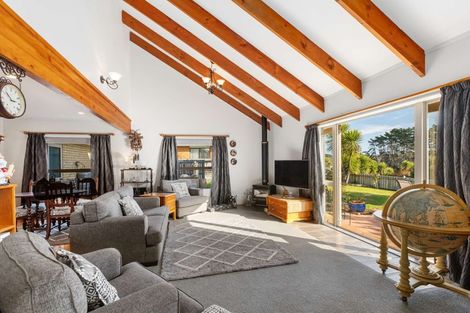 Photo of property in 67 Elsie Drive, Waiuku, 2123