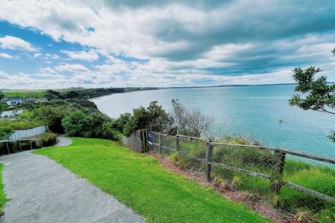 Photo of property in 4 Cliff Road, Torbay, Auckland, 0630