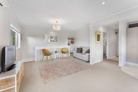Photo of property in 2/107 Allington Road, Karori, Wellington, 6012