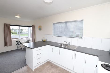 Photo of property in 12 Beadle Place, St Andrews, Hamilton, 3200