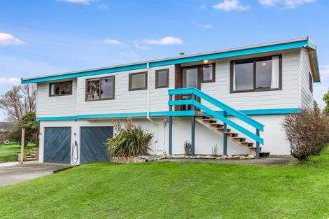 Photo of property in 29 James Cook Drive, Whitby, Porirua, 5024