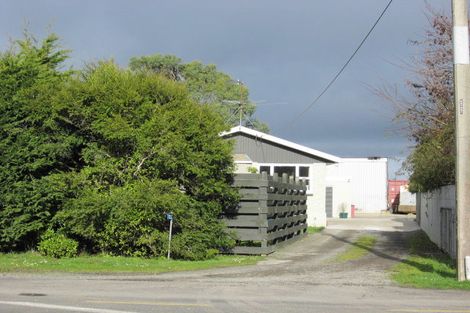 Photo of property in 165 Dunns Road, Otatara, Invercargill, 9879