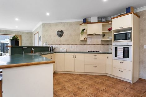 Photo of property in 11 Lucombe Place, Cambridge, 3434