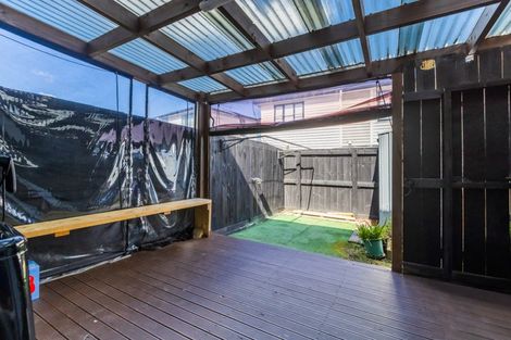 Photo of property in 23 Saddleback Crescent, Papakura, 2110