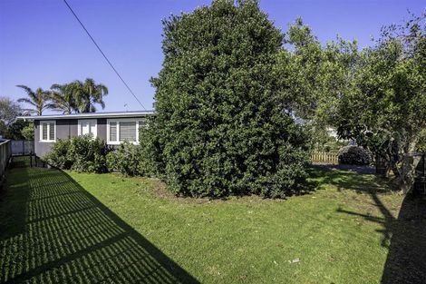 Photo of property in 17 Leo Street, Waihi Beach, 3611