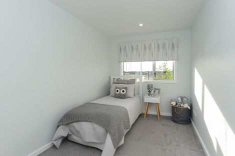 Photo of property in 33 Aparima Place, Awatoto, Napier, 4110