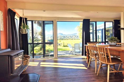 Photo of property in 43 Victoria Road, Westport, 7892