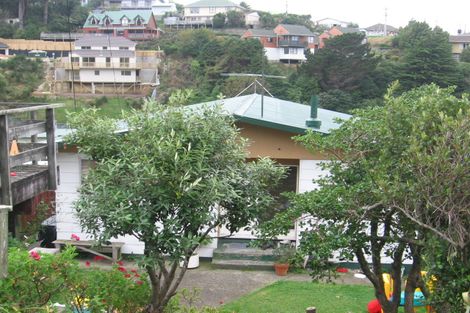 Photo of property in 134 Broderick Road, Johnsonville, Wellington, 6037