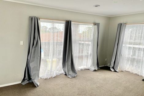Photo of property in 123 Hyperion Drive, Randwick Park, Auckland, 2105