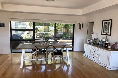 Photo of property in 14 Islington Place, Wanaka, 9305