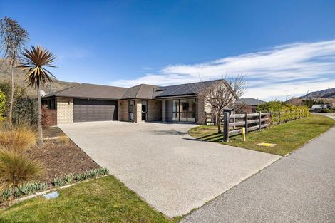 Photo of property in 4 Banbury Terrace, Lower Shotover, Queenstown, 9304