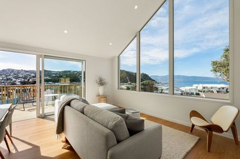 Photo of property in 192a Derwent Street, Island Bay, Wellington, 6023