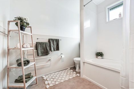 Photo of property in 4a Sandford Place, Chartwell, Hamilton, 3210