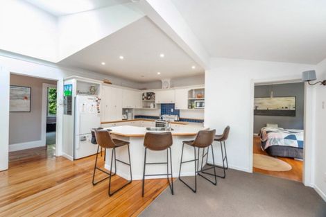 Photo of property in 65 Forest Lake Road, Forest Lake, Hamilton, 3200