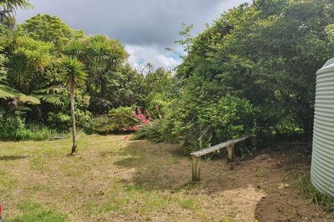 Photo of property in 543 Scenic Drive, Waiatarua, Auckland, 0612