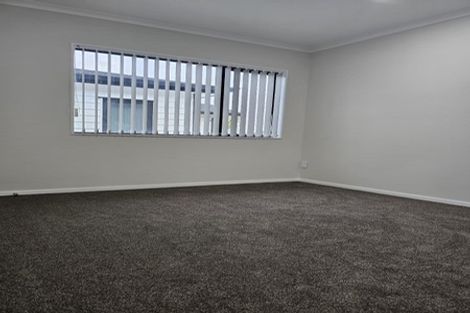 Photo of property in 83b Hutchinsons Road, Bucklands Beach, Auckland, 2014