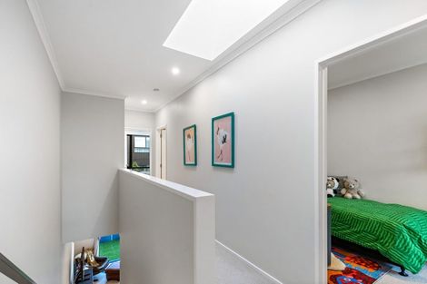 Photo of property in 21 Hema Road, Hobsonville, Auckland, 0616