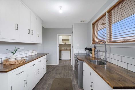 Photo of property in 250 Grimseys Road, Redwood, Christchurch, 8051