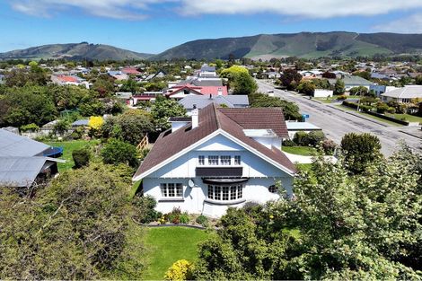 Photo of property in 17 Rhodes Street, Waimate, 7924
