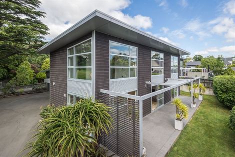 Photo of property in 62 Dyers Pass Road, Cashmere, Christchurch, 8022