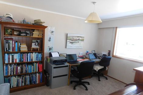 Photo of property in 6 Ross Street, Opua, 0200