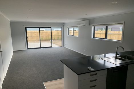 Photo of property in 7 Rotoiti Place, Paraparaumu, 5032