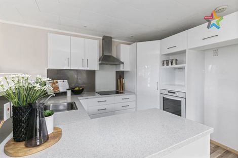 Photo of property in 177 Tirohanga Road, Tirohanga, Lower Hutt, 5010