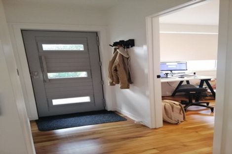 Photo of property in 2/8 Cecil Road, Milford, Auckland, 0620