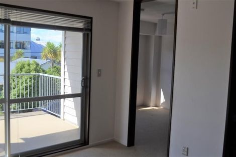 Photo of property in 8f Finlay Terrace, Mount Cook, Wellington, 6021