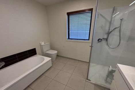 Photo of property in 123 Cashmere Drive, Fitzherbert, Palmerston North, 4410