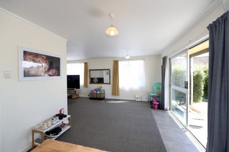 Photo of property in 9 Currie Street, Greenmeadows, Napier, 4112