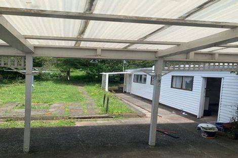 Photo of property in 20 Sullivan Avenue, Mangere Bridge, Auckland, 2022