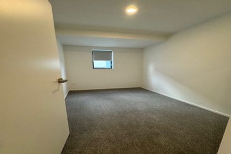 Photo of property in 47a Crestview Rise, Papakura, 2110