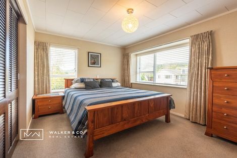 Photo of property in 16 Sunbrae Drive, Silverstream, Upper Hutt, 5019