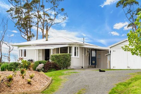 Photo of property in 15 Massey Road, Waipu, 0582