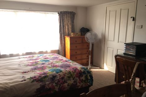 Photo of property in 13 Ervine Place, Bucklands Beach, Auckland, 2014