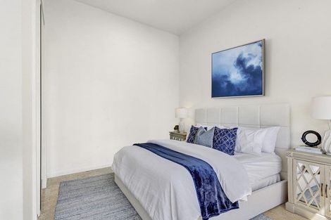 Photo of property in Stadium Garden Flats, 311/107 Thorndon Quay, Pipitea, Wellington, 6011