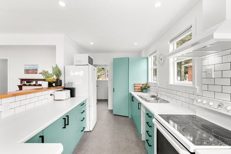 Photo of property in 11b Petherick Street, Taita, Lower Hutt, 5011