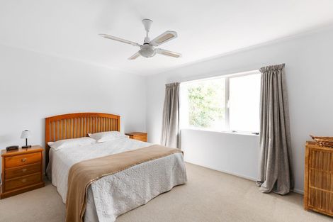 Photo of property in 4 Beach Grove, Omokoroa, 3114