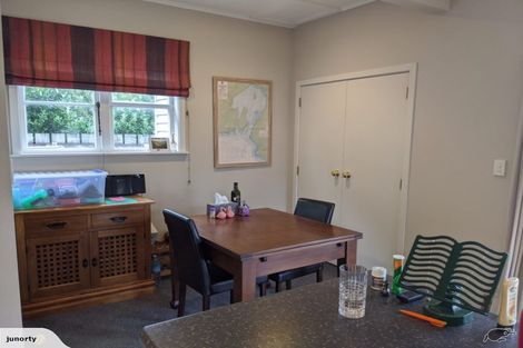 Photo of property in 1c Shalimar Crescent, Khandallah, Wellington, 6035