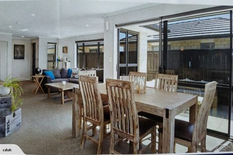 Photo of property in 15 Ponga Place, Papamoa Beach, Papamoa, 3118