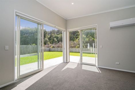 Photo of property in 28 Alf Simpson Drive, Whitianga, 3510