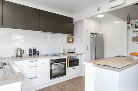 Photo of property in 11 Kilgour Street, Waihola, Milton, 9073