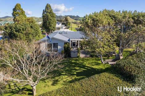 Photo of property in 21 The Crescent, Waihi Beach, 3611
