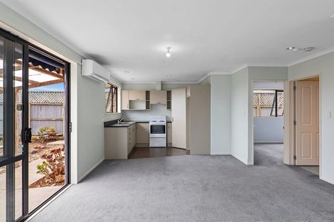 Photo of property in 275b Breezes Road, Aranui, Christchurch, 8061