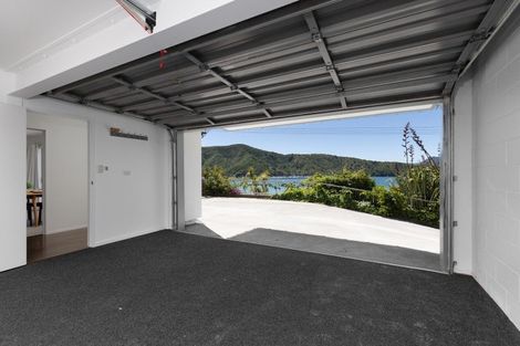 Photo of property in 358 Waikawa Road, Waikawa, Picton, 7220