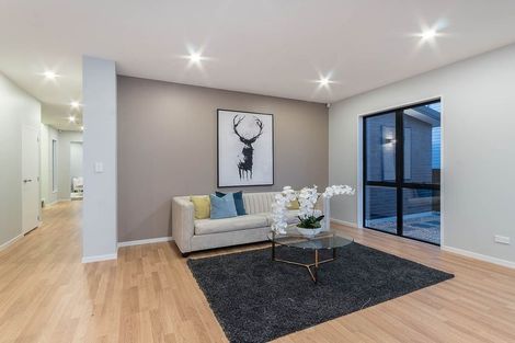 Photo of property in 11 Kearns Drive, Hobsonville, Auckland, 0616